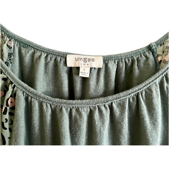 UMGEE, BOHO, CROP TOP WITH LONG, SHEER, FLOWER PRINT, LAYERED SLEEVES. SIZE L - Picture 2 of 7